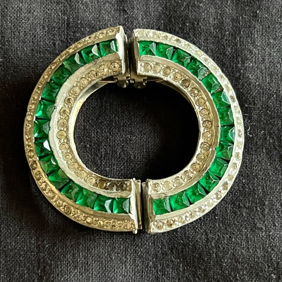 Two Vintage Dress Clips - Picture 4 of 11